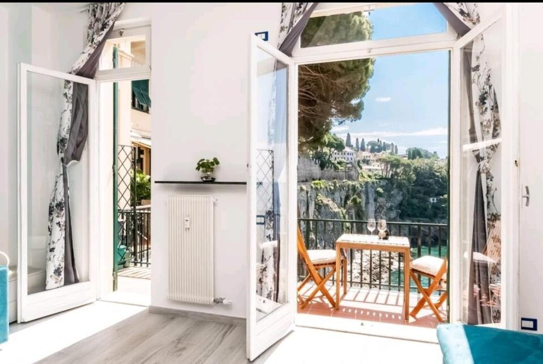 Pieve Ligure A Picco Sul Mare Con Piscina Villa Regina Luaran gambar