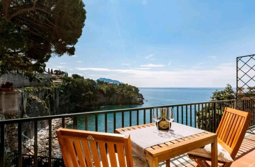 Pieve Ligure A Picco Sul Mare Con Piscina Villa Regina Luaran gambar